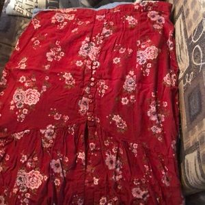 American Eagle 14 fits like a large